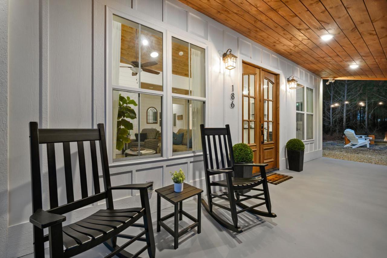 Bella Luna Cabin - Cozy Farmhouse Cabin, Private Deck, Swing Set, Fire Pit, Hot Tub Villa Broken Bow Exterior photo